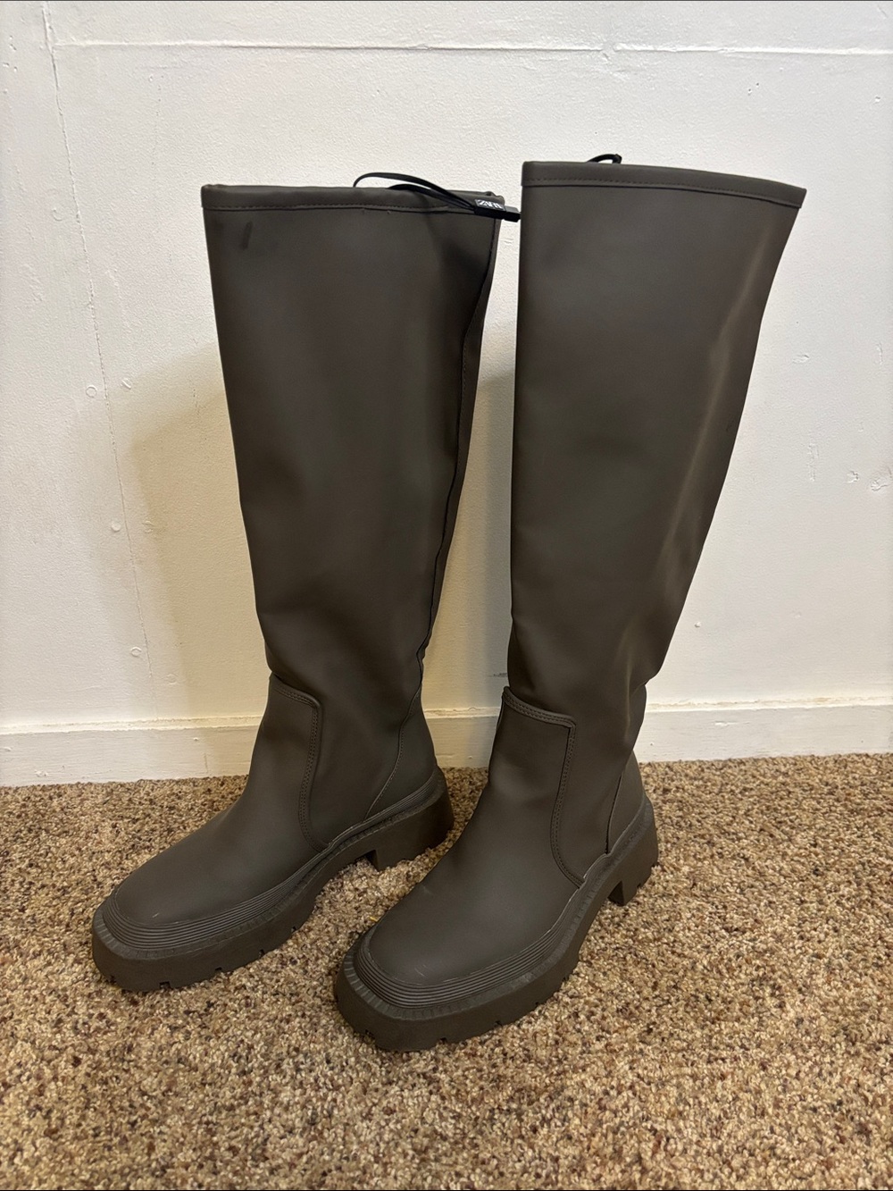 Zara knee high rubberized flat boot